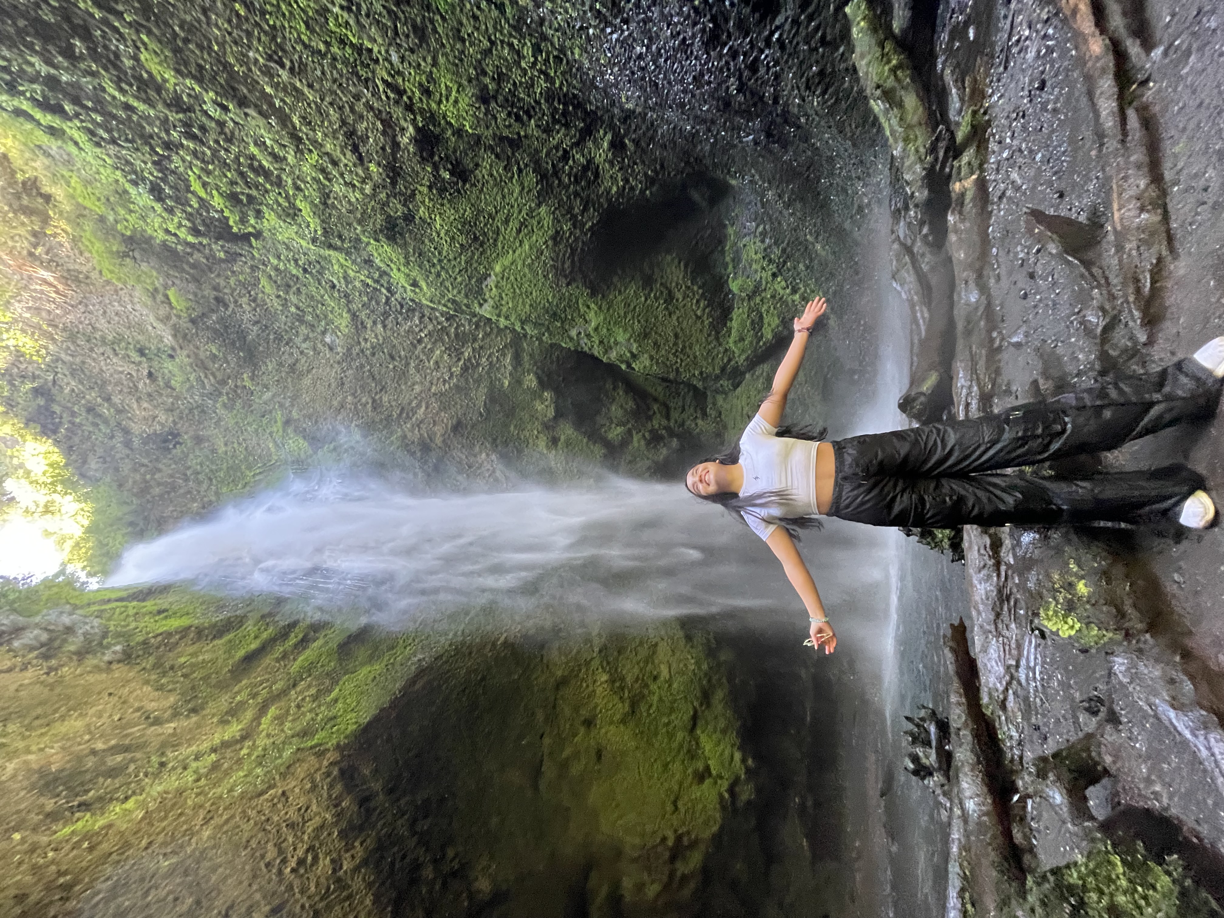 Tour cascada Mili-Mili